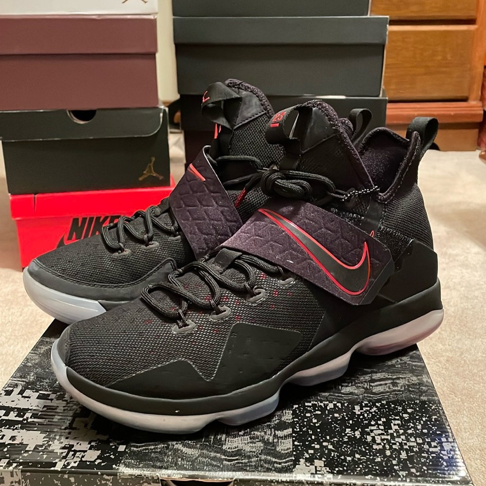 LeBron 14